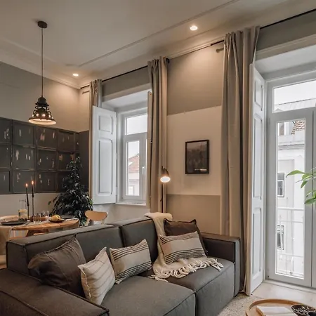 Apartment Port - 2 Bedrooms In Campo De Ourique Lisbon